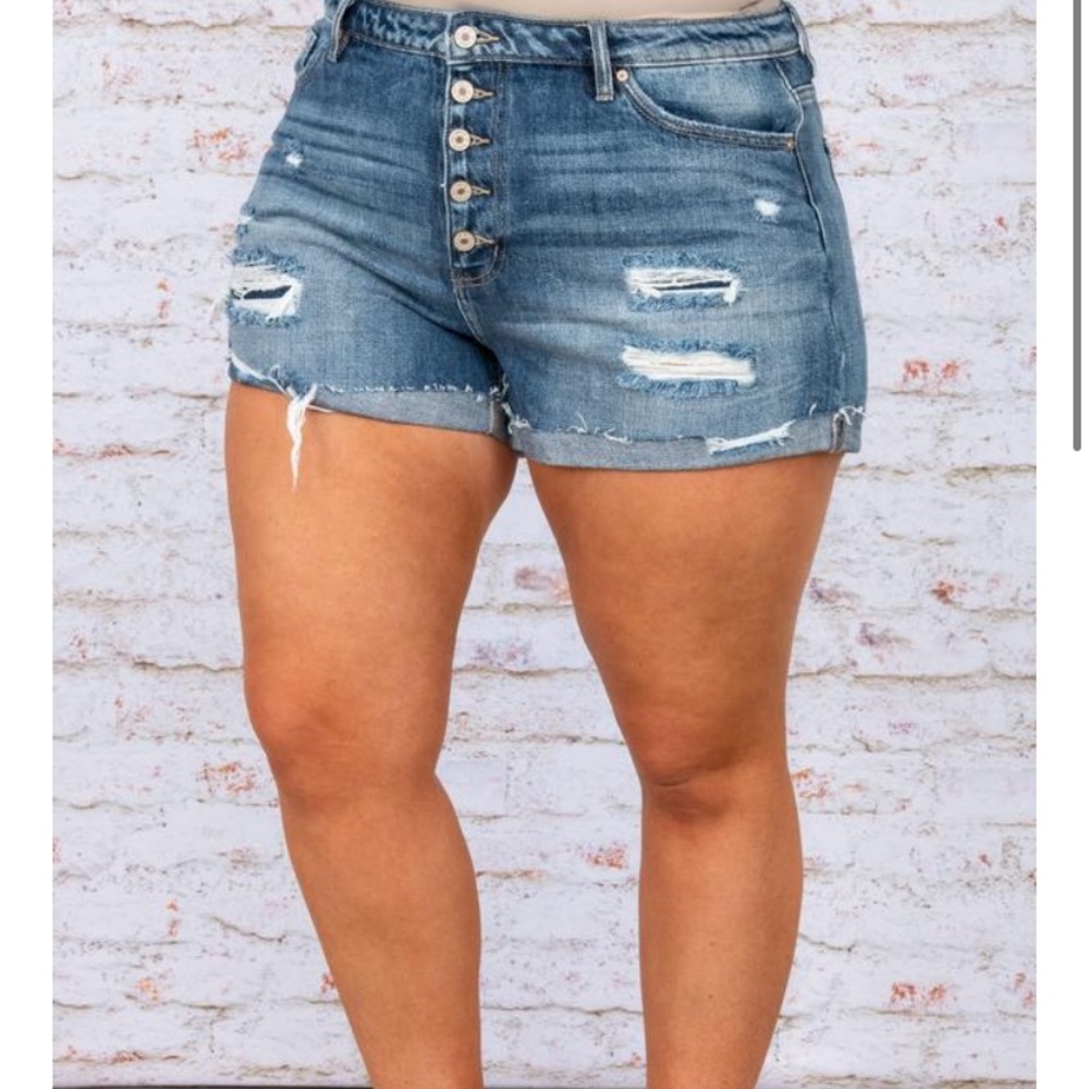 Chic Soul shorts